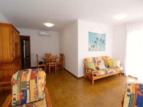 Apartment for eight people nearby beach